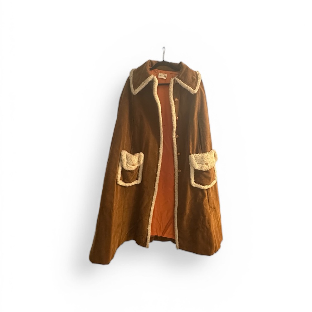 Vintage Brown Shearling-Lined Women's Cape